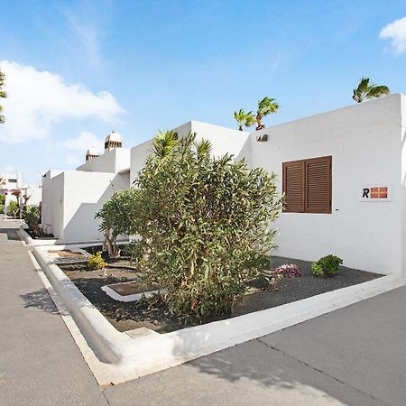 Puerto Chico R Apartment Плая Бланка Екстериор снимка