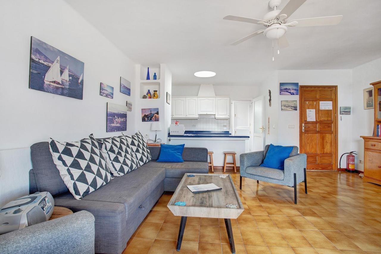 Puerto Chico R Apartment Плая Бланка Екстериор снимка