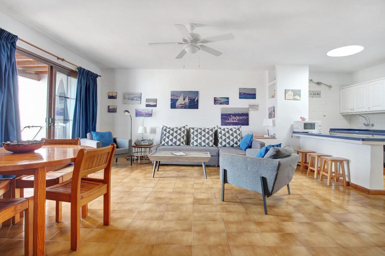 Puerto Chico R Apartment Плая Бланка Екстериор снимка