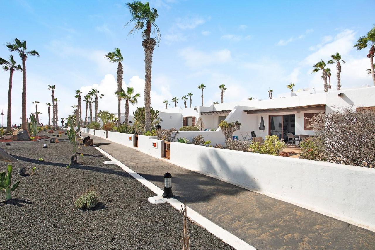 Puerto Chico R Apartment Плая Бланка Екстериор снимка